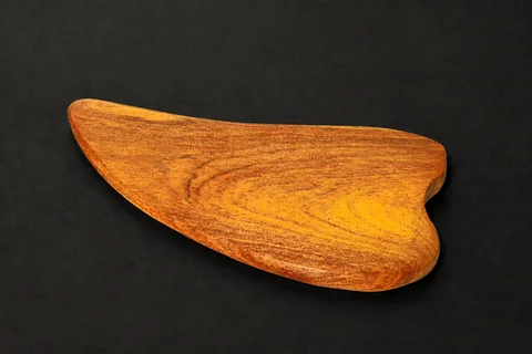 Sandalwood Facial Massage Tool — VESSENSE LE RITUEL BLEU